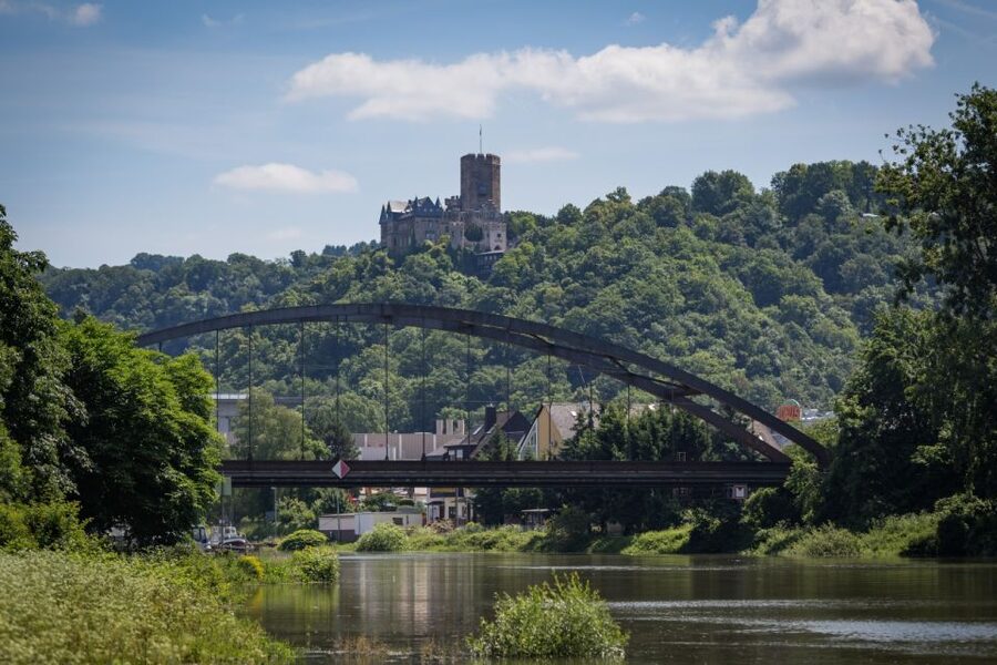 Koblenz: Rhine Valley Castle Sightseeing Cruise - Timing, comfort, and how to use the hour well
