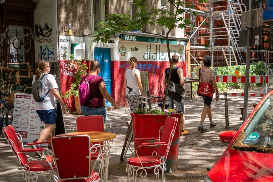 Kreuzberg: Culinary Food Tour - What the 5 food tastings usually deliver