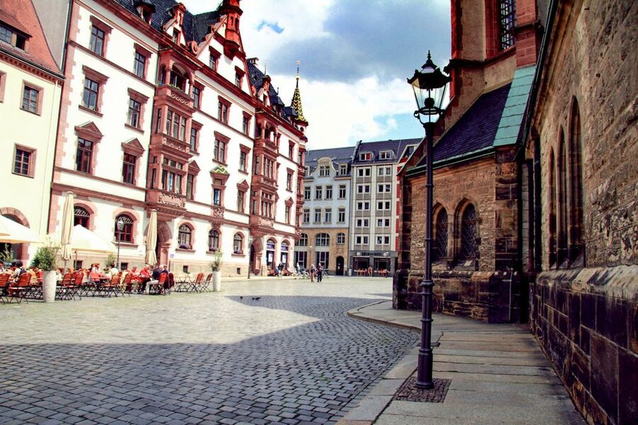 Leipzig: 1.5-Hour Historical Walking Tour in German - Opera House, Gewandhaus, And The University: Culture Stops That Build Context