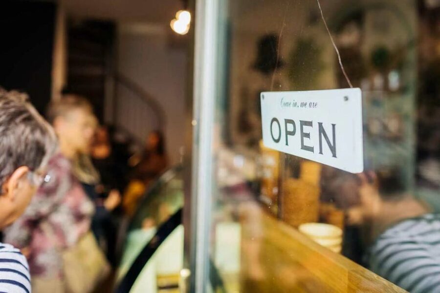 Leipzig: 3-Hour Sightseeing and Food Tour - Who should book this Leipzig food and sightseeing walk