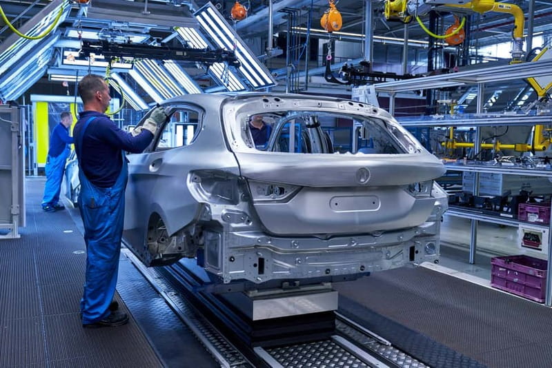 Leipzig: Exclusive BMW & MINI Behind-the-Scenes Factory Tour - What you’ll see inside: flexibility on one production line