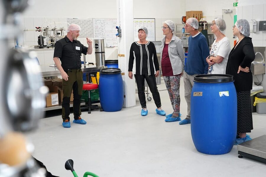 Leipzig Spirits Manufacture: Guided Tour and Tasting - Finding LSM and getting prepared with shoe covers and hair nets