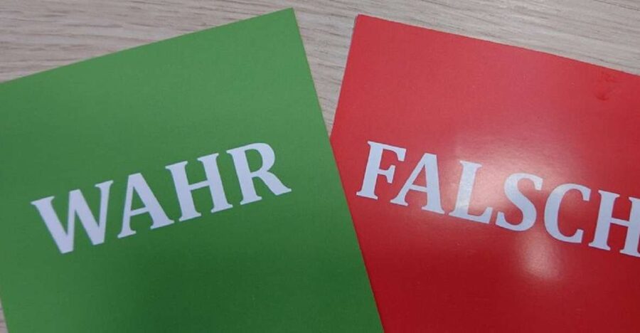 Leipzig: True or false? Walking Tour and Interactive Game - How the true-or-false lying game actually works