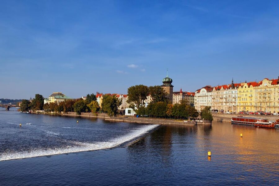 Lindau: Express Walk with a Local - Local food and drink tips, without the guesswork