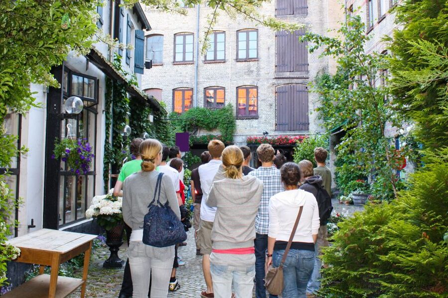 Lübeck: Entertaining Tour Through Hidden Courtyards - Price and Value: About $20 for 1.5 Hours of Real Lübeck
