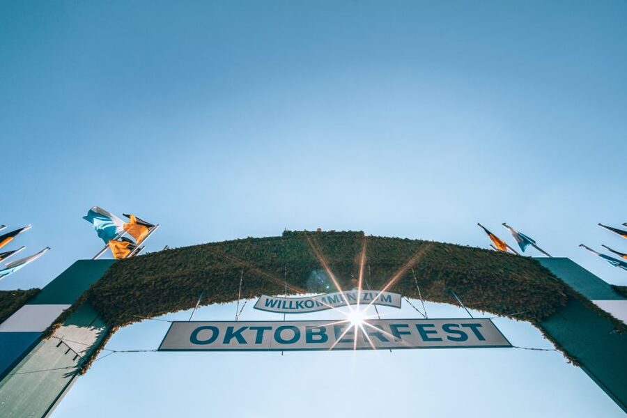 München: Oktoberfest Experience and Lunch in Tent - Inside the Reserved Beer Tent: 2 Liters, Pretzels, and Real Munich Fest Feeling