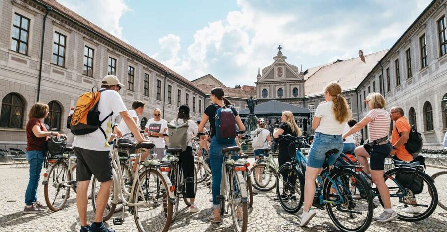 Munich 3-Hour Guided Bike Tour - Hofbräuhaus Energy and the Hofbräukeller Beer Garden Break