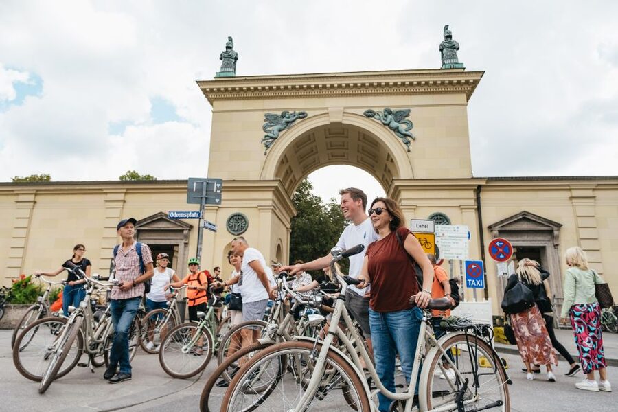 Munich 3-Hour Guided Bike Tour - Pinakothek der Moderne and Schwabing, Munich’s Modern Edge