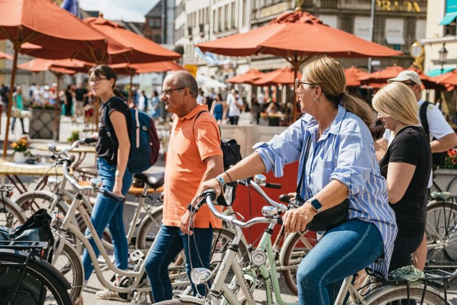 Munich 3-Hour Guided Bike Tour - Following the Isar River: A Smoother Way to See the City