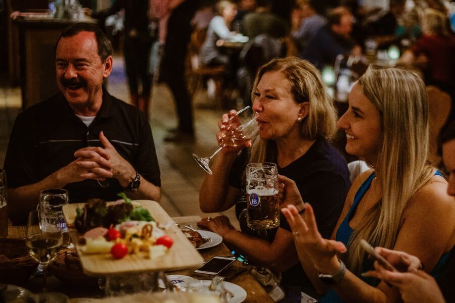 Munich: Beer and Food Tour with Dinner & Oktoberfest Museum - Beer tasting in historic halls, where the social part matters