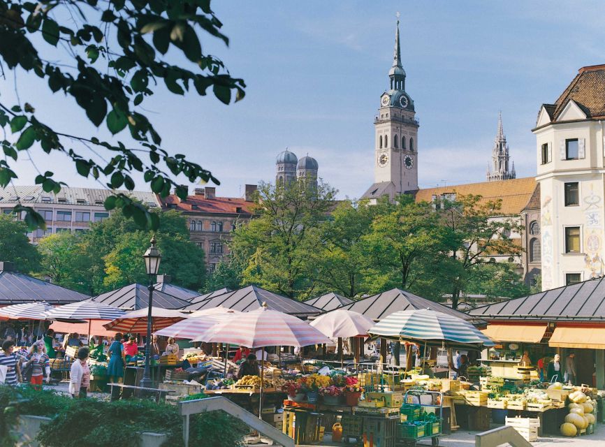 Munich: Guided Food Walking Tour with Beer Tasting - Moderated beer tasting, 3 x 0.1l, with pretzels