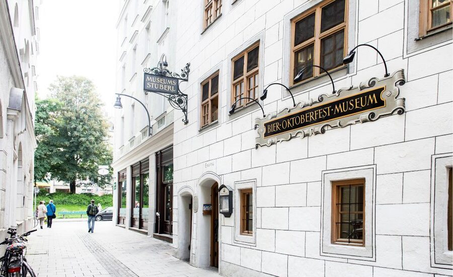 Munich: Guided Food Walking Tour with Beer Tasting - Should you book this Munich food and beer walking tour?