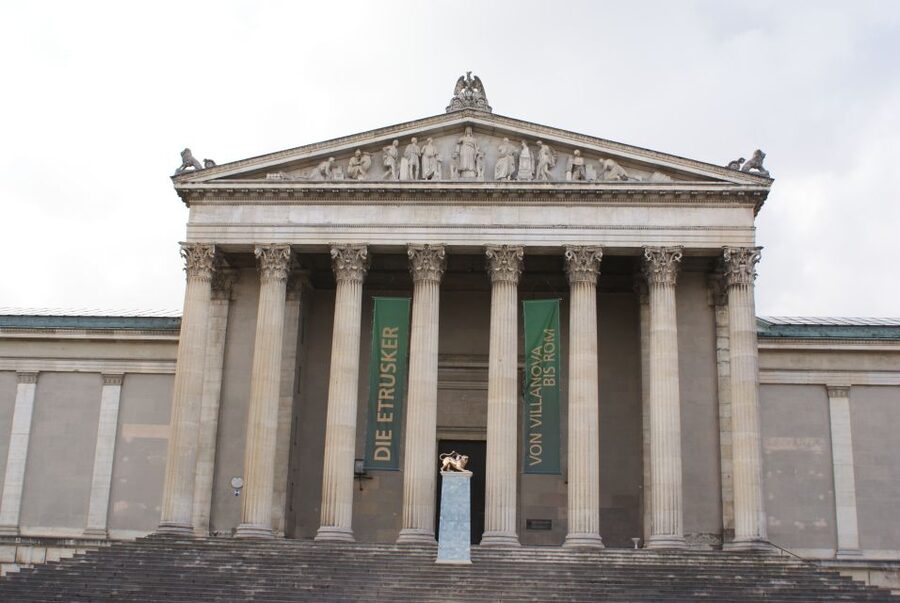 Munich: Nazi History 2-Hour Small Group Walking Tour - Key points I’d plan around