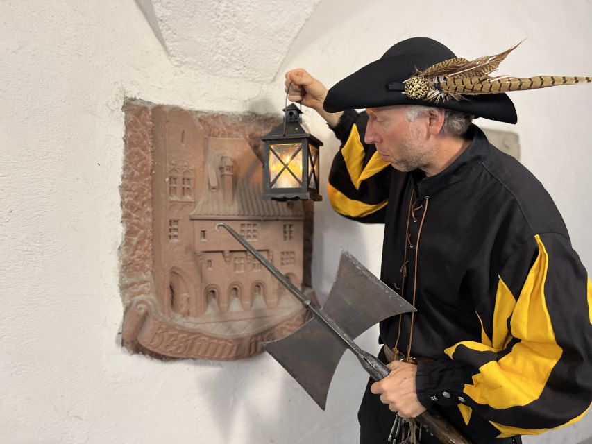 Munich: Night Watchman Walking Tour - Palais Porcia and Holstein: Karl Albrecht and the love story in stone