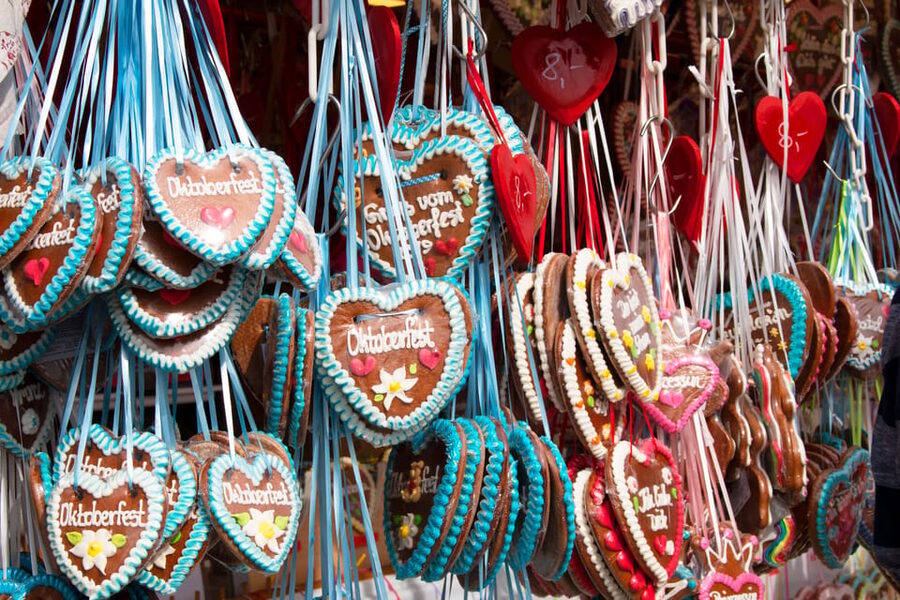 Munich: Oktoberfest Tour with Tent Reservation, Food & Beer - Price and value: what $210 covers, and what it buys you