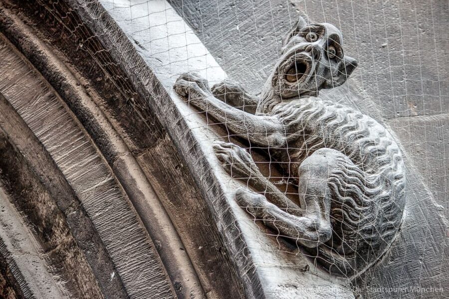 Munich: Spooky Tour of Old Town in German - What the Tour Feels Like in Real Conditions (Cold, Snow, and All)