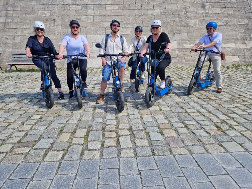 Munich: Top Sights Guided E-Scooter Tour - Königsplatz and Siegestor: classic angles for photos and perspective