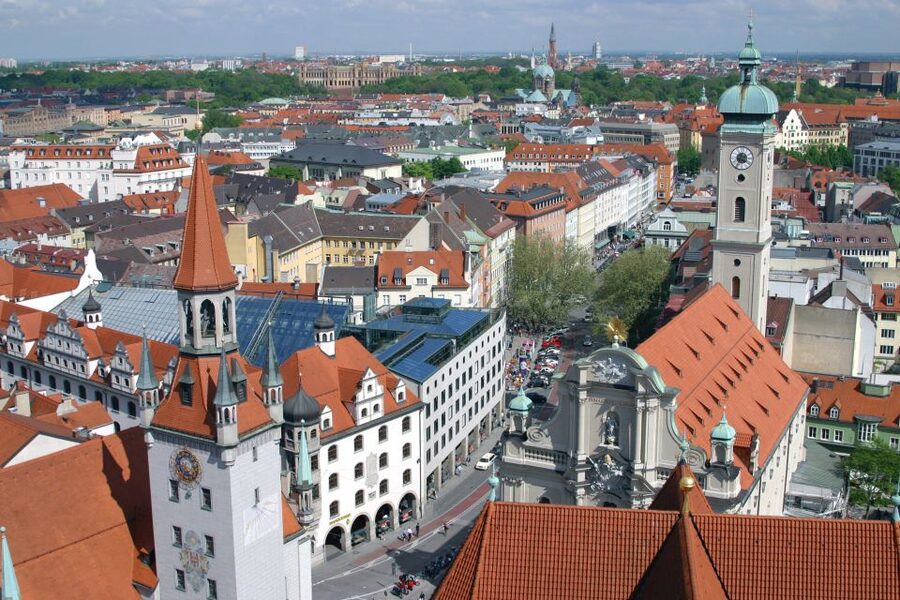 Munich: Walking Tour Old Town and Viktualienmarkt - How the 1.5-hour timing makes this tour work