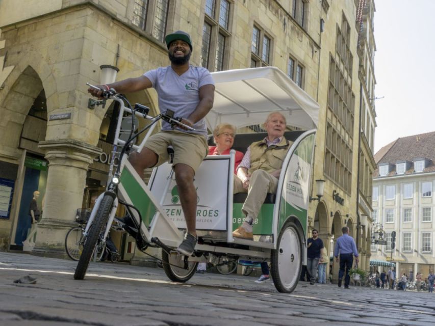 Münster-Highlights-Tour with Rickshaw-Guide - Münster Cathedral finish: your last big landmark outside