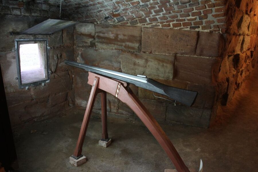 Nuremberg: Tunnels and Secret Passages in the City Wall Tour - Under the Imperial Castle: Secret Passages and Defender Corridors