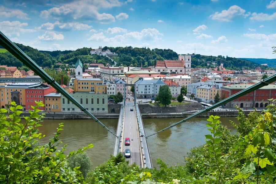 Passau: City Highlights Guided Walking Tour - Rain or Shine, and How to Prepare for a Real Day Outside