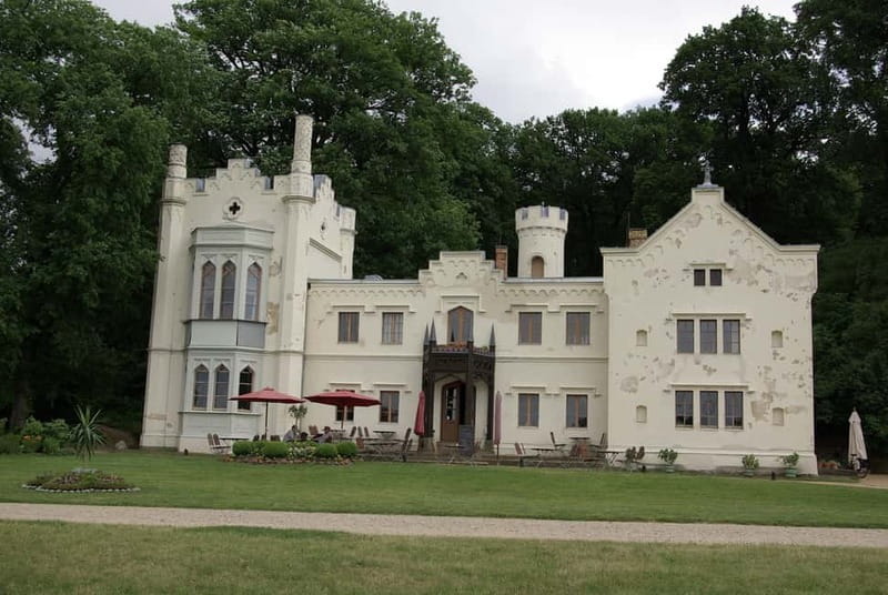 Potsdam: 5-Hour-Tour "Parks & Palaces" from Berlin by VW-Bus - From Berlin to Park Babelsberg: the route sets the stage