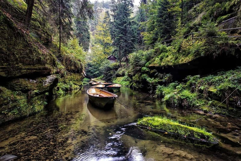 Prague: VIP Bohemian Saxon Switzerland: 2 Countries in 1 Day - Prague pickup to national parks in one smooth push