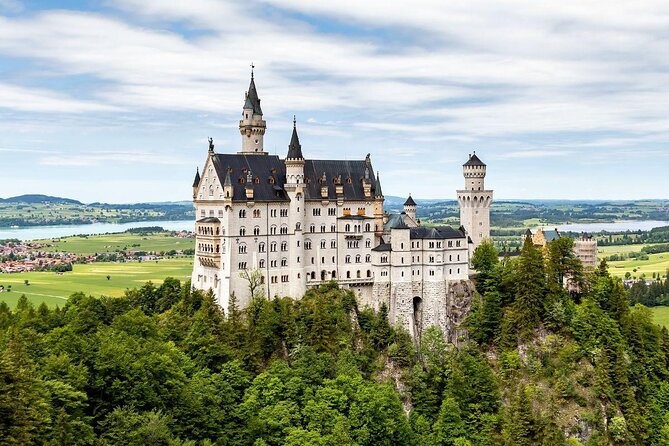 Premium Neuschwanstein Castle and Linderhof VIP Tour from Munich - Who This Tour Fits Best (and Who Should Reconsider)