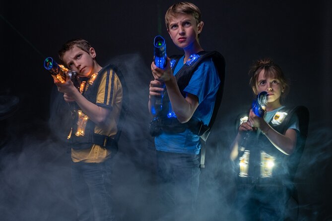Premium Zone Lasertag in Göppingen - The Staff And Intro: Friendly Guidance That Gets You Moving