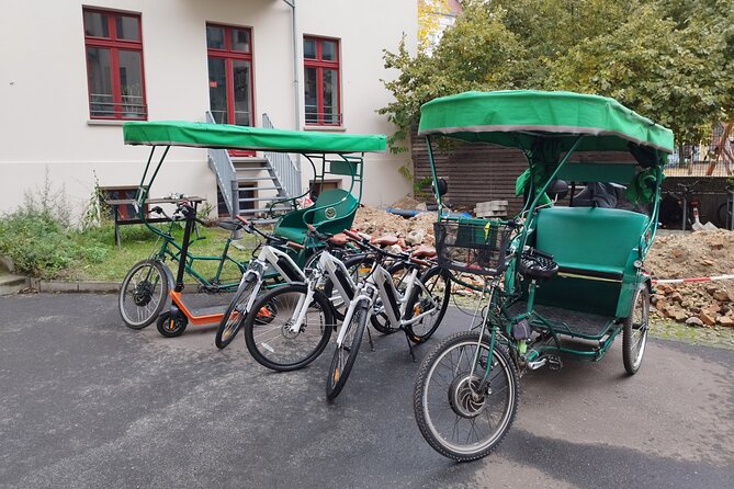 Private Guide Up to Group 6 - ONE Rickshaw, (E)Bikes, E-Scooters - Starting at Fernsehturm, the TV Tower Quick Orientation