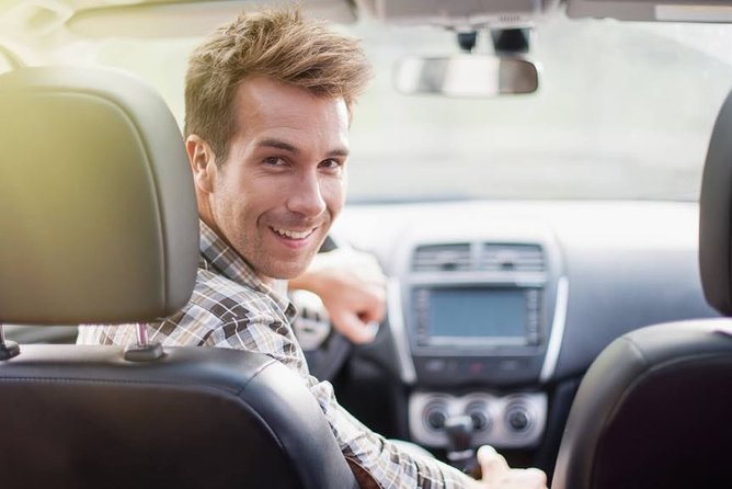 Private Transfer from Berlin to Prague with 2h of Sightseeing - Price and Value: When $318.40 Feels Fair