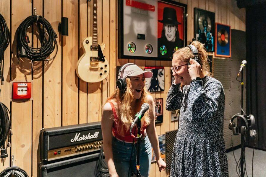 Reeperbahn: Panik City Udo Lindenberg Multimedia Experience - Who should book Panik City, and who might skip it