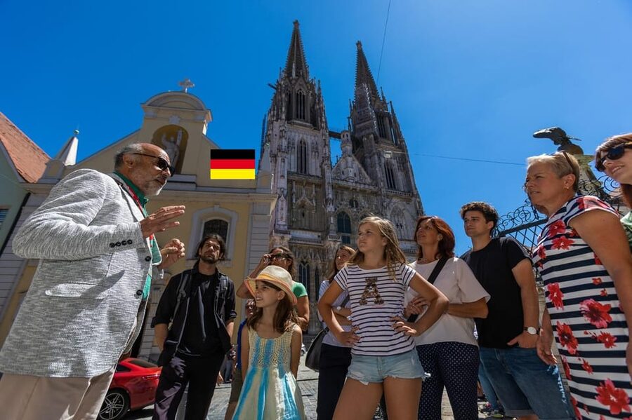 Regensburg: Guided City Walking Tour of the Old Town - Where this tour shines in Regensburg’s UNESCO Old Town