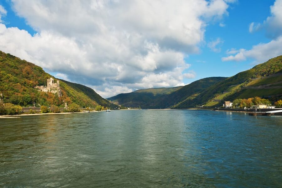 Rhine Valley Castles: 1.5-Hour Boat Tour from Rüdesheim - The castle corridor: Rheinstein, Reichenstein, and the Ehrenfels ruins