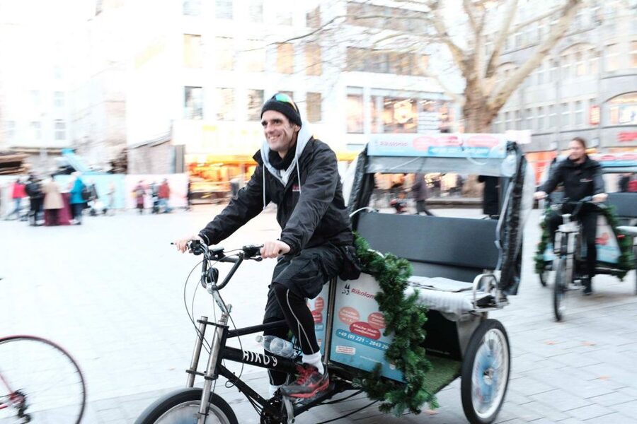 Rickshaw Glühwein Ride - Why a winter rickshaw ride works so well in Cologne