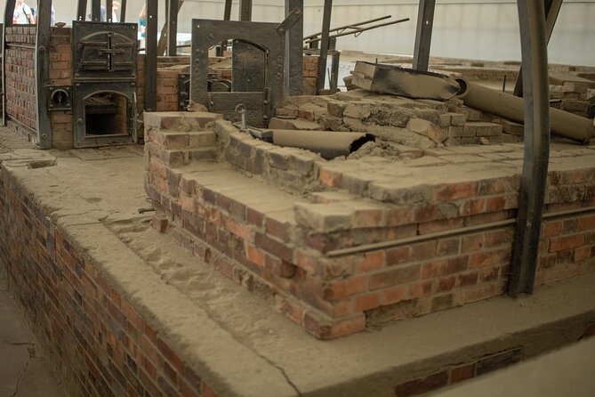 Sachsenhausen Concentration Camp Bus Tour in English from Berlin - Guide quality really matters here, and it shows
