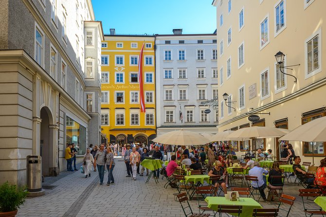Salzburg and Lake District Day Tour from Munich - The bus ride through the Alps: pay attention, then enjoy the view