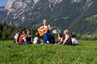 Salzburg: Private Eagle’s Nest and the Sound of Music Tour