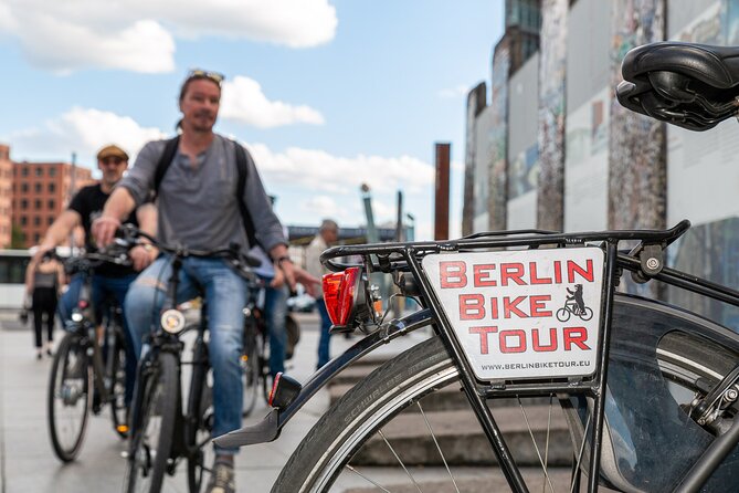 Small-Group Berlin Wall Bike Tour - Price and Value: Getting More Than a Quick Photo Loop