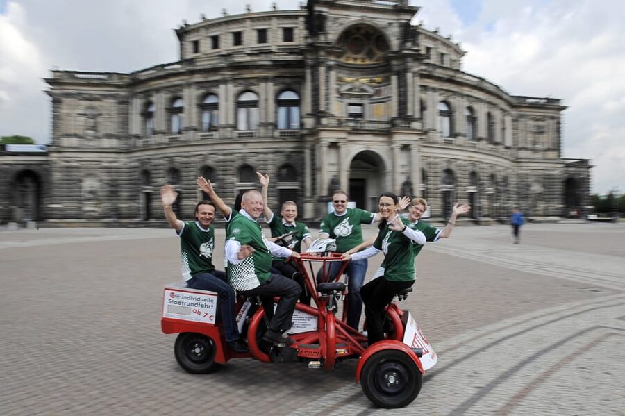 SRF CoBi | City Tour by ConferenceBike - Why Dresden works so well on a ConferenceBike