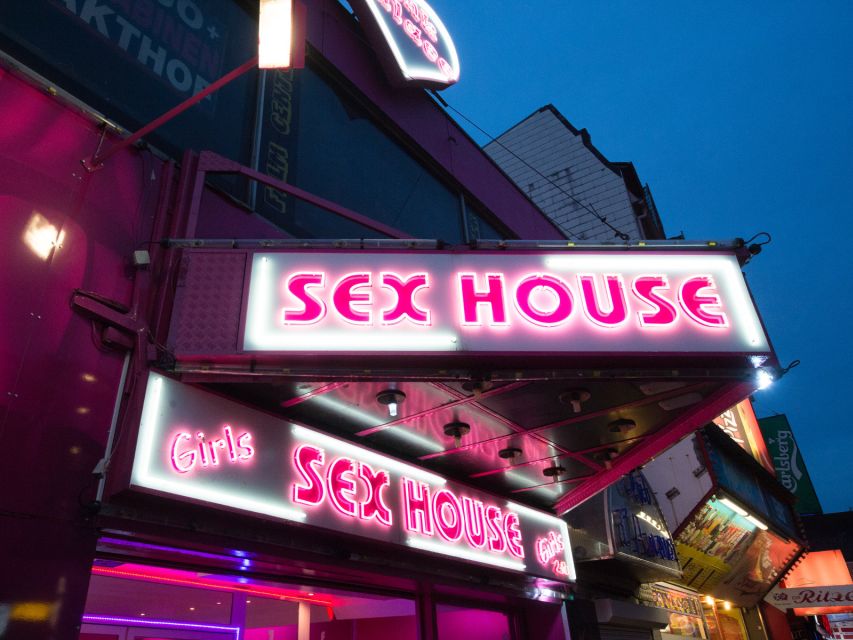 St. Pauli Tour: Drag-Attack with Barbie Stupid & Lee Jackson - Price and Value: Why $41 Can Be a Good Deal Here