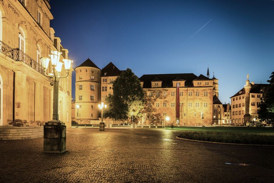 Stuttgart: Guided Ghost Walking Tour - What to Wear and Expect: Rain, Comfortable Shoes, Night Timing