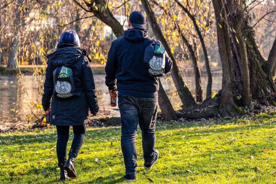 Stuttgart: Hiking Tour with Craft Beer Tasting - Riverhouse Check-In and Getting Set Up With Your Beer Bag