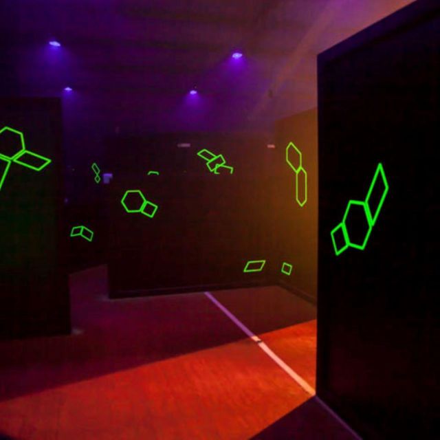 Stuttgart: VR Single Player Experience - Your One-Hour Stuttgart VR Session, Four Games Included