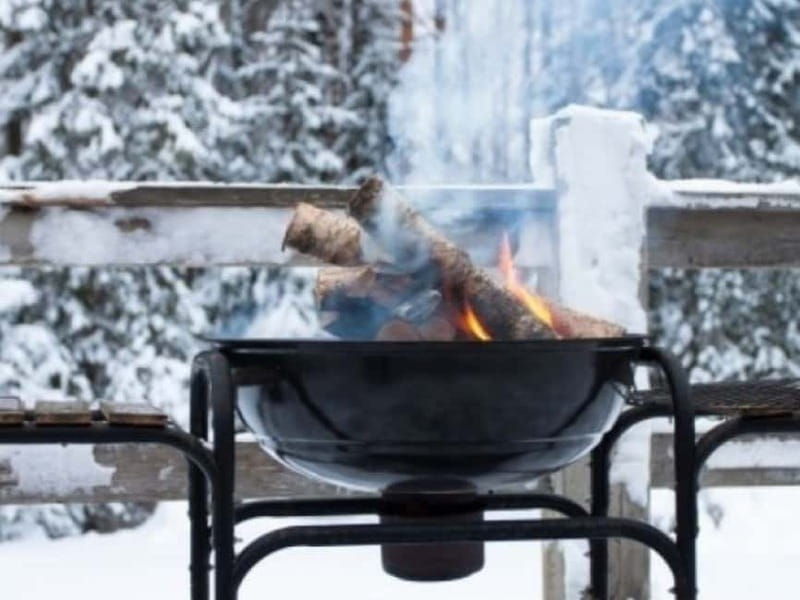 Stuttgart: Winter BBQ - Riverhouse by the Neckar: why winter BBQ feels right