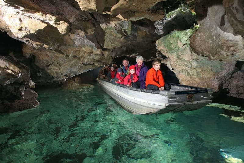 Swabian Jura: Entering the Wimsen Cave by boat - Wimsen Cave by boat: what the 15-minute experience really feels like