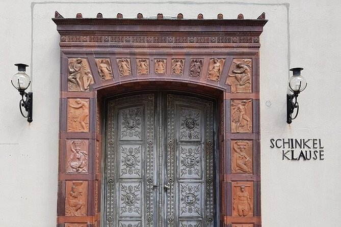 Third Reich Quest Experience in Berlin - Stop 3, Bebelplatz: clue solving decides how long you linger