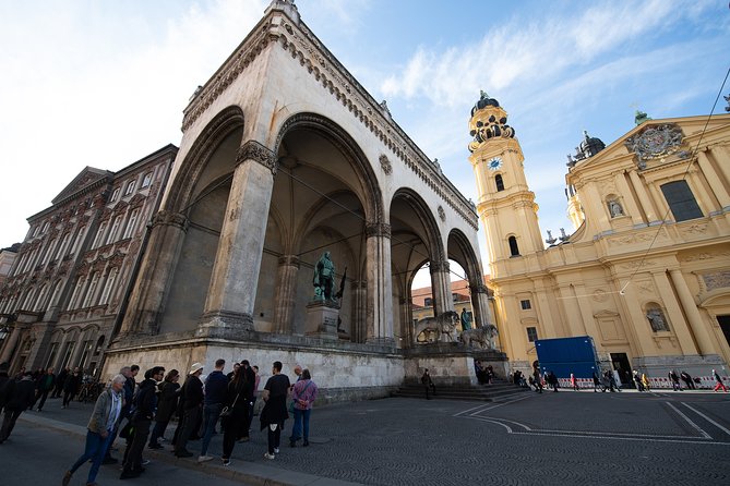 Third Reich Walking Tour Munich - Stop 4: Staatliches Hofbräuhaus, Munich’s beer halls as political megaphones