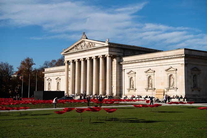 Third Reich Walking Tour Munich - Getting started at Radius Tours, then walking into the story