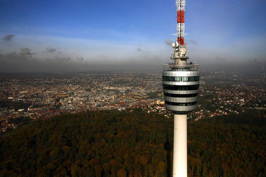 Tickets SWR Fernsehturm Stuttgart - Panorama café time: good for a break, not always for speed